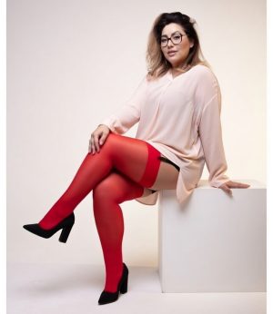 rode-kousen-jarretelkousen-plus-size